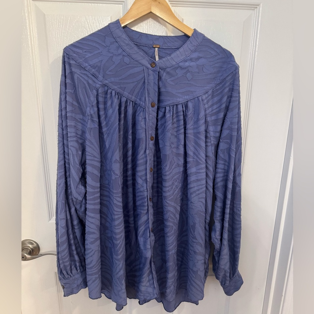 Free People Blue Textured Button-Front Peasant Top